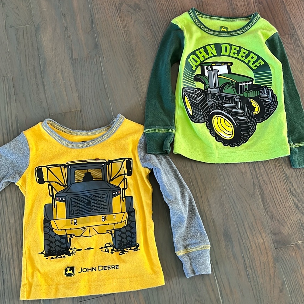 Boys John Deere pajama long sleeve shirts size 2T